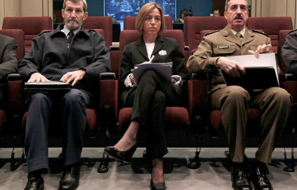 La ministra de Defensa destaca que el que la OTAN tome el mando en Libia facilitará más la operación