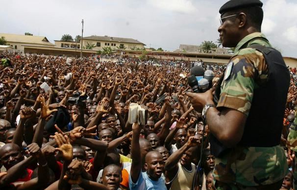 Decenas de miles de personas cercadas por los combates en Costa de Marfil