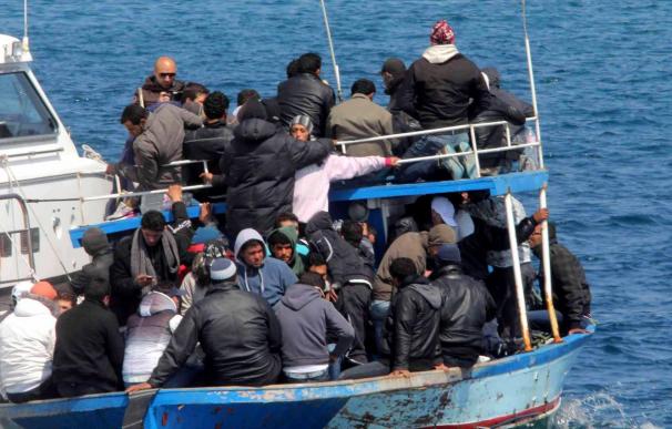 2.000 inmigrantes se quedarán hoy sin comer en Lampedusa por falta de alimentos