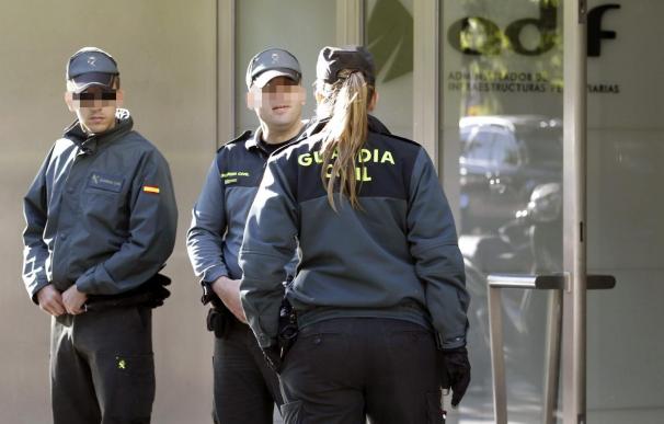 Nueve detenidos por malversar 6 millones de euros con el sobreprecio en las obras del AVE