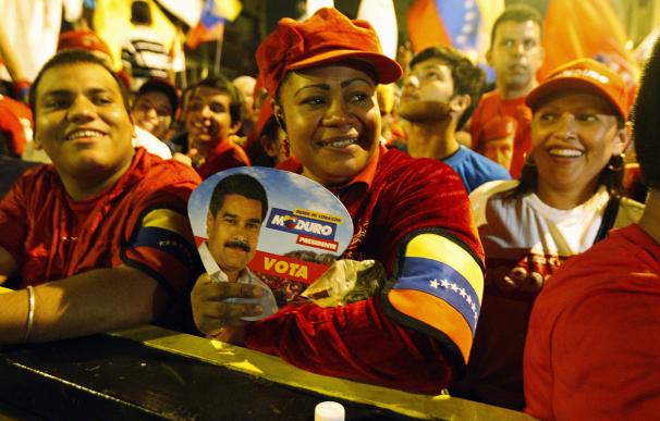 Seguidores de Maduro celebran la victoria