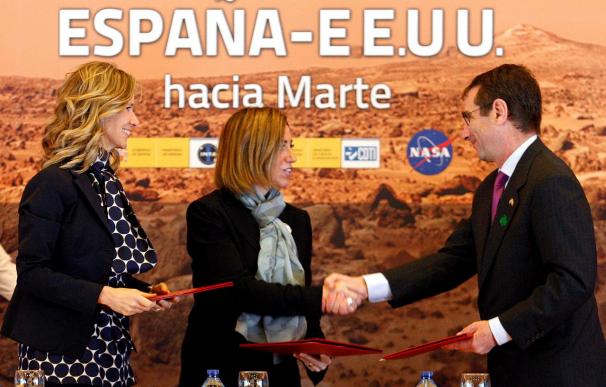 España y EEUU firman un acuerdo que situará a la tecnología española en Marte en 2012
