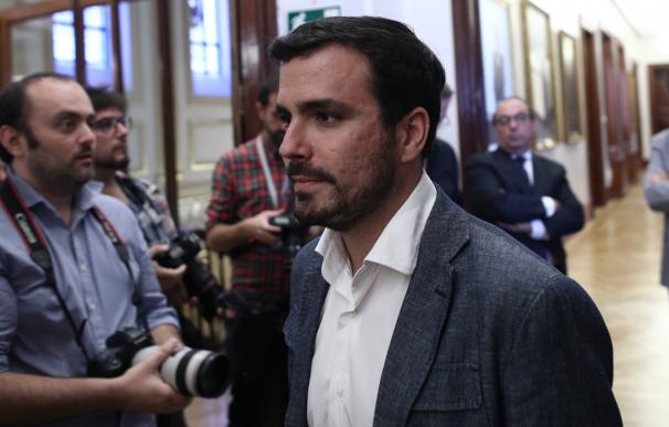Garzón censura que Rajoy no tenga intención de dar marcha atrás en las reformas y los recortes del PP