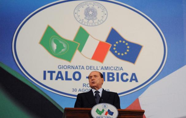 Berlusconi vincula su plan de gobierno a obtener la confianza del Parlamento