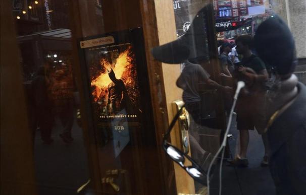 El estudio Warner Bros. retira un tráiler con imagen de tiroteo en un cine