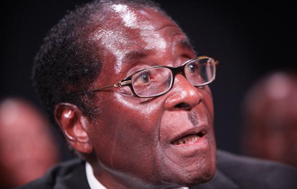 Mugabe, que todavía no ha especificado cuándo serán las elecciones, ya ha comenzado a hacer su conocida campaña del miedo.