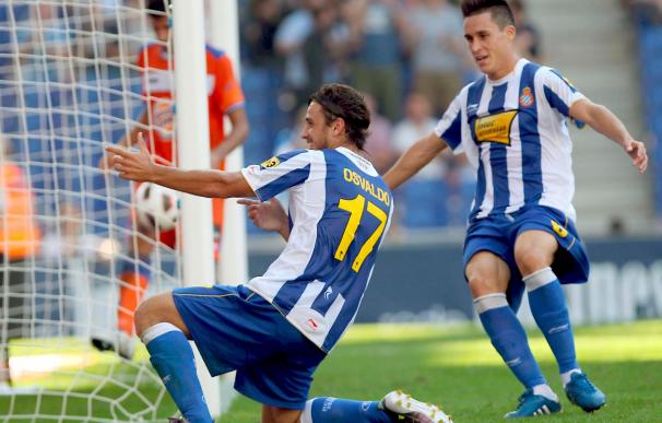 Osvaldo supera sus problemas de espalda y jugará en Villarreal