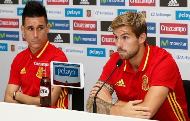 Íñigo Martínez: "Ramos y Piqué son indiscutibles y es porque son los mejores"