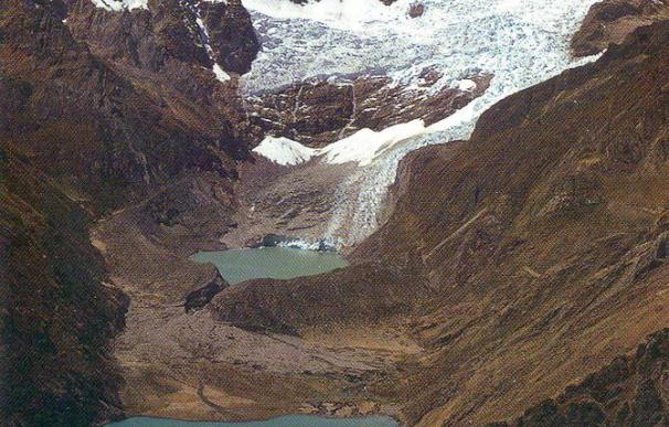 La Policía peruana busca a un español desaparecido hace cinco días en la Cordillera Blanca
