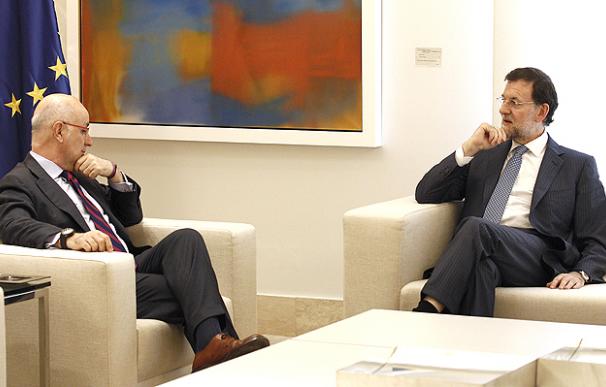 Mariano Rajoy conversa con portavoz de CiU en el Congreso, Josep Antoni Duran Lleida