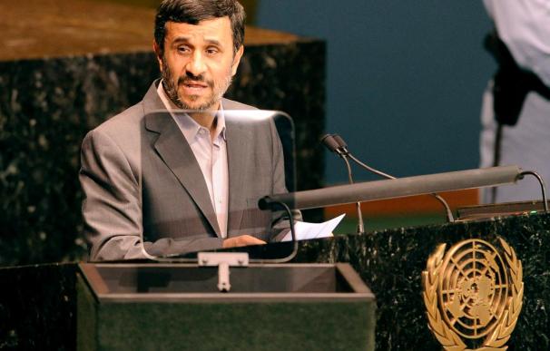 Ahmadineyad advierte de una guerra "sin límites" si EE.UU. ataca a Irán