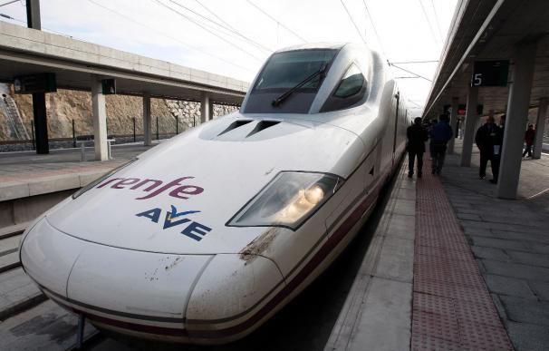 Chile se interesa por el tren de alta velocidad de España