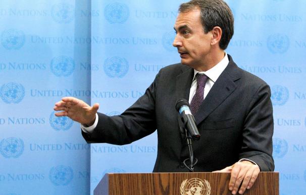 Zapatero explica en EE.UU. los ajustes hechos para mejorar la economía española