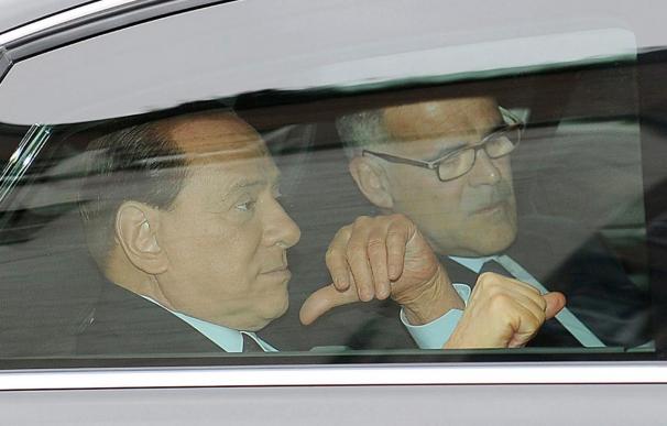 Berlusconi comparece ante la justicia por primera vez en ocho años
