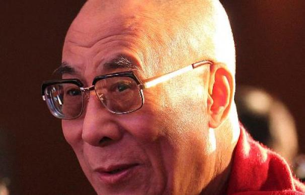 El Dalai Lama se quiere retirar y ceder el poder político a un líder electo