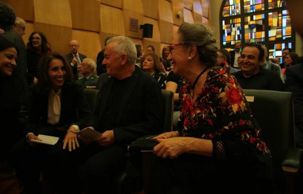 Luisa Gavasa ensalza en su pregón la generosidad de los zaragozanos