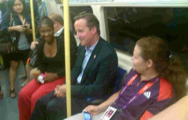 David Cameron utiliza el metro para ver las competiciones de los JJOO