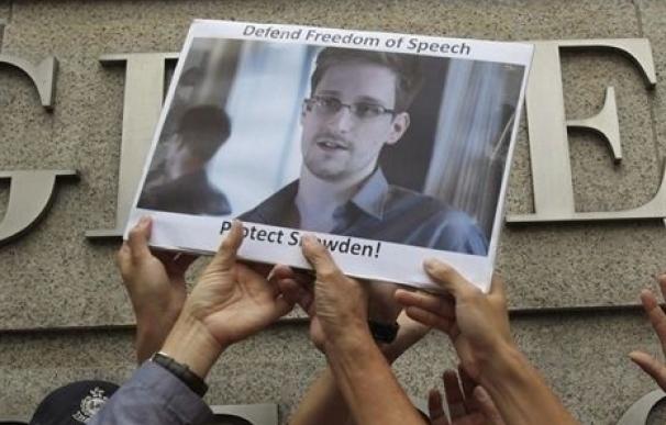 El Gobierno sólo estudiaría dar asilo a Snowden si lo pide y estando en territorio español