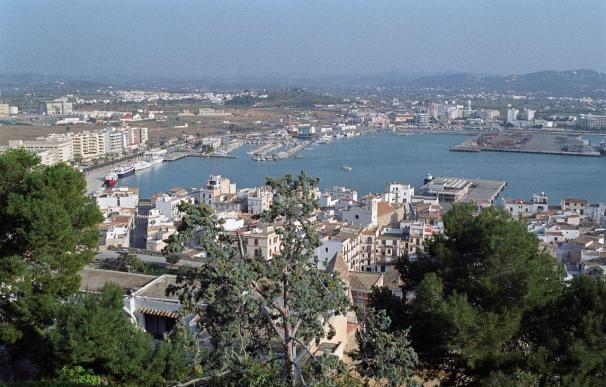 Muere al caer desde un sexto piso un trabajador de un hotel en Ibiza