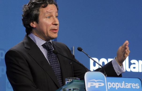 Floriano pide al PSOE que se someta "al desnudo" como el PP