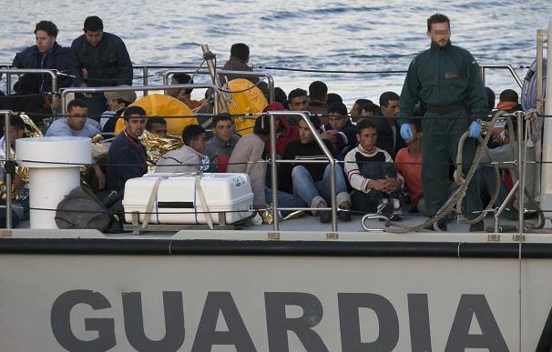 Llegan a Cartagena más de 40 inmigrantes a bordo de cuatro pateras en las últimas horas