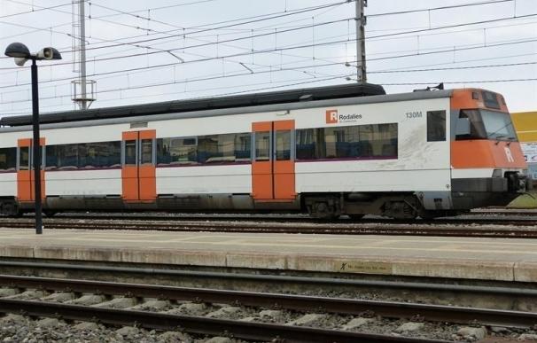 Interrumpida la circulación de trenes entre Sitges y Castelldefels (Barcelona) por atropello