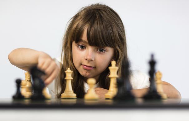 Patinaje, piragüismo y ajedrez, en las nuevas 'Escuelas Deportivas' para escolares y sus padres