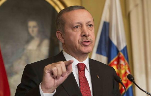Dimite un tercer ministro en Turquía y pide a Erdogan que se vaya también