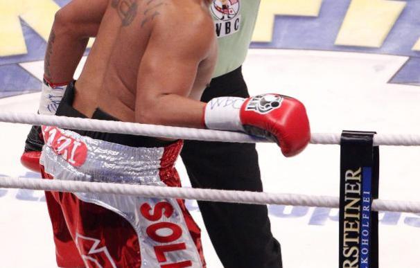 El boxeador cubano Odlanier Solís será operado de la rodilla