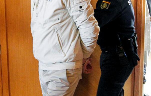 Los dos acusados del triple crimen de Santoña, condenados a 51 años de cárcel cada uno