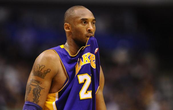 84-80. Bryant se puso de nuevo el traje de salvador de los Lakers