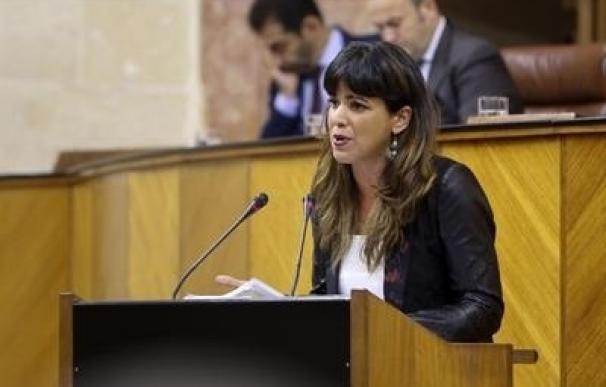 Teresa Rodríguez afea a Susana Díaz que "capitanee" la abstención: "El partido de los ERE inviste al de la Gürtel"