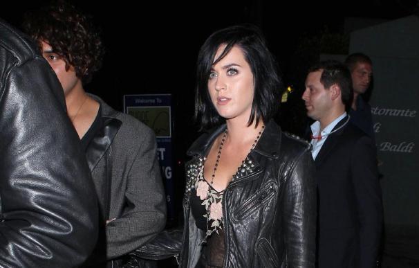 Katy Perry planea una fiesta de divorcio