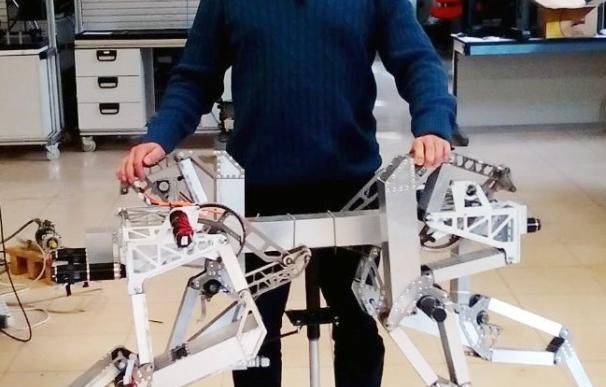 Diseñan controladores que mantienen la estabilidad en robots cuadrúpedos
