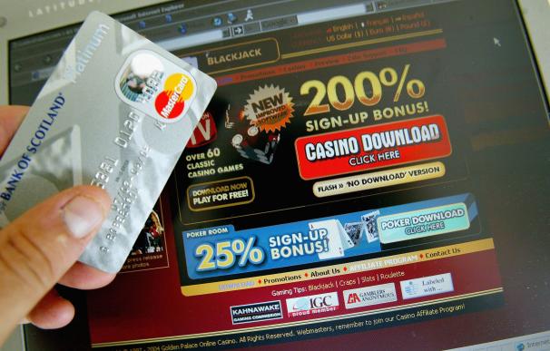 Children Get Online Gambling Habit. Getty Images