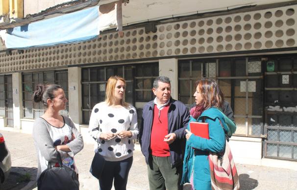 Participa propone utilizar los locales del mercado de San Jerónimo para fomentar el empleo en el barrio