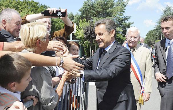 Agreden violentamente a Sarkozy durante una visita al sur de Francia