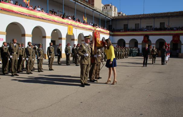 Un total de 639 civiles juran la bandera en Valencia y adquieren un "compromiso moral y permanente con España"