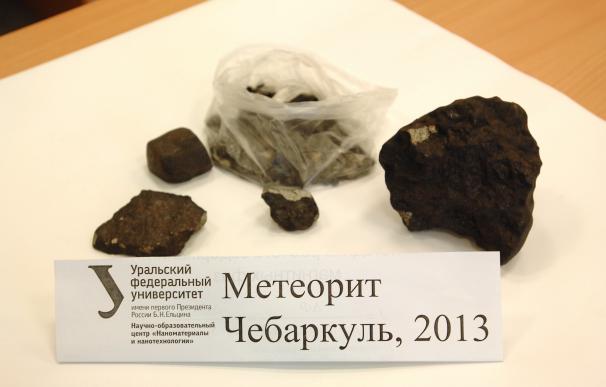 Imagen de los fragmentos más grandes de meteorito