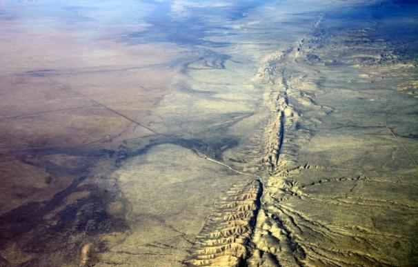 Los sismólogos alertan de un inminente terremoto de más de 7 grados en California