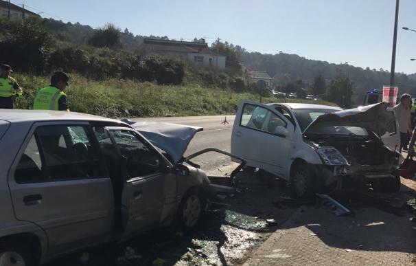 (AM) Muere una mujer de 88 años en una colisión frontal en Noia (A Coruña) tras invadir uno coche el sentido contrario