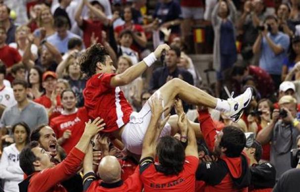 España sella su pase a semifinales de la Davis
