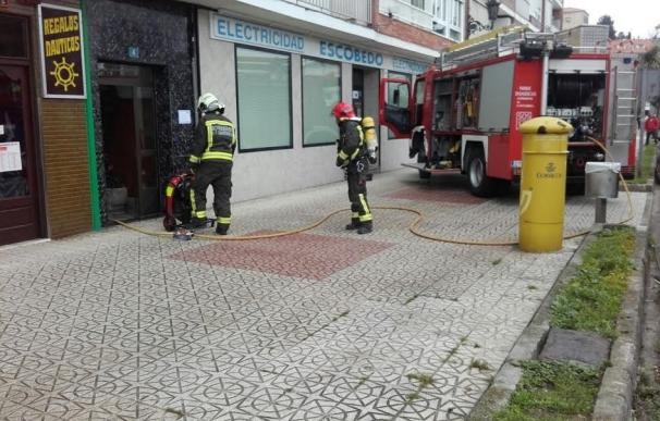 Rescatan a un hombre casi inconsciente y con quemaduras leves tras incendiarse su casa en San Vicente de la Barquera