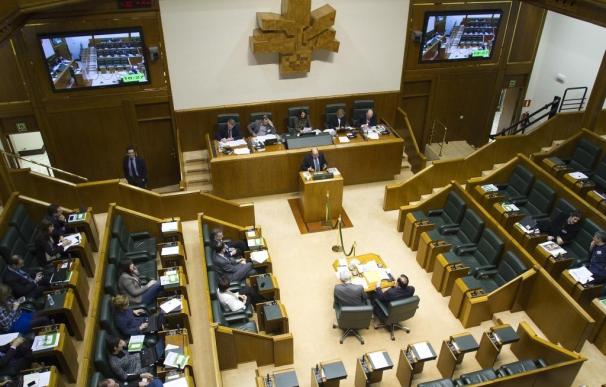 Imagen de un pleno en el Parlamento Vasco.