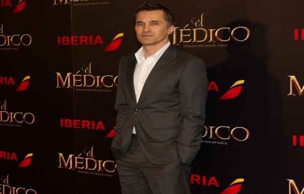 Olivier Martínez, un papá cañón protagonista en la premiere de "El Médico"