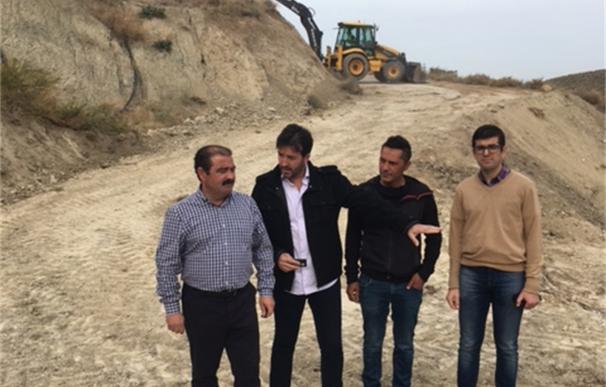 Diputación invierte 200.000 euros en adecuar dos carreteras de Huesa
