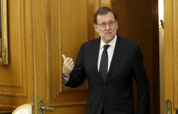 Rajoy afronta el debate de investidura con la mano tendida al diálogo para "intentar" que la legislatura "dure cuatro a