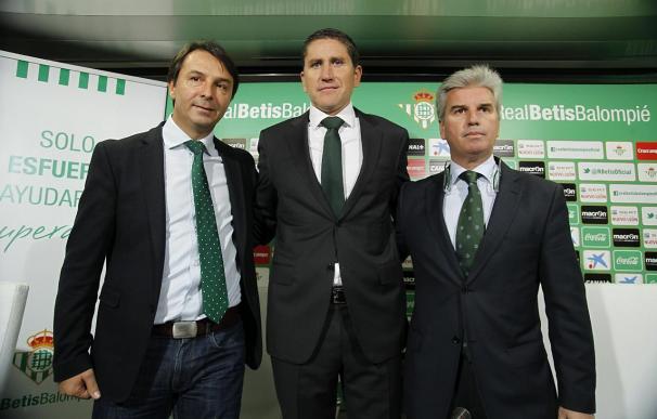 Stosic anunciará mañana su cese como director deportivo del Betis