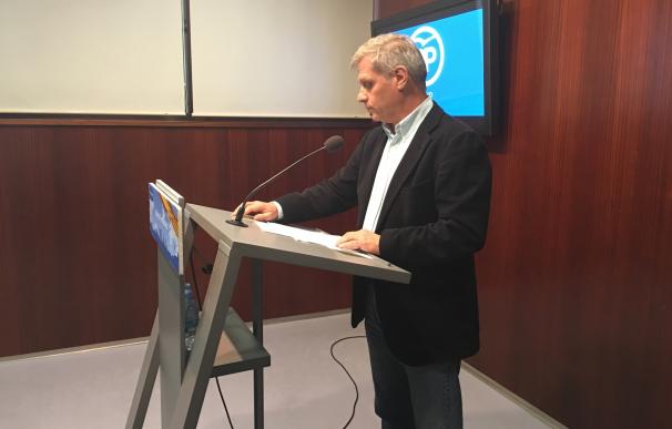 Alberto Fernández (PP) prevé que una alternativa a Colau de CiU y ERC está "abocada al fracaso"