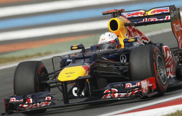 Vettel conduce con un ligero graining en el neumático delantero derecho
